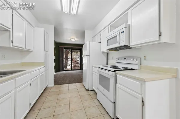 $379,990 | 3461 Trenary Lane, Colorado Springs, CO 80918