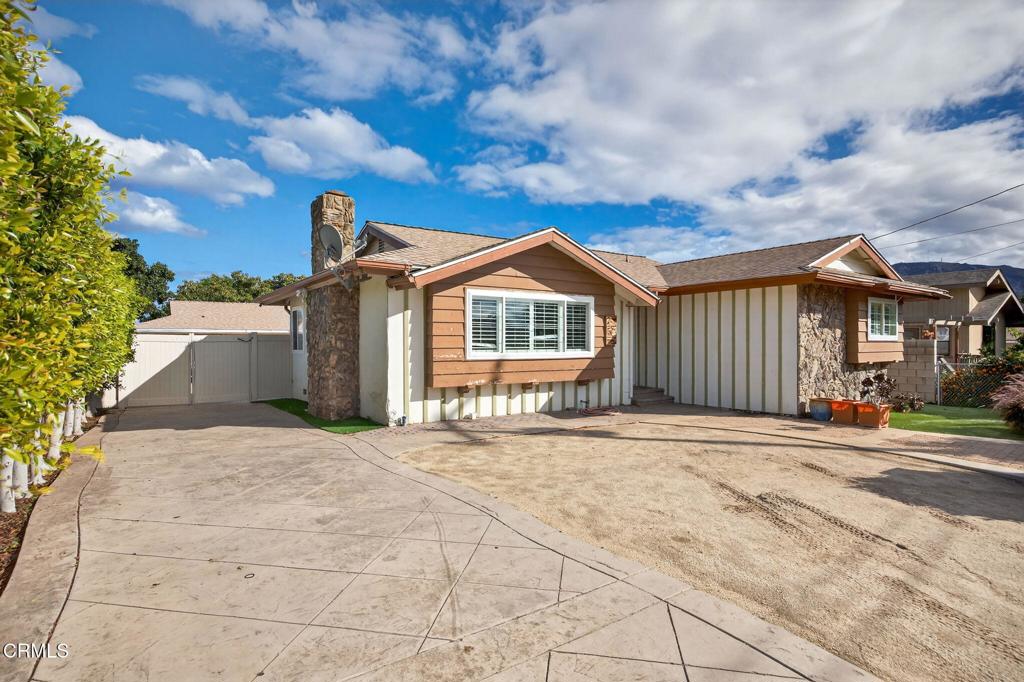 729 Ralph Way Santa Paula, CA 93060 - Photo 6 of 55 a view of a house with a patio