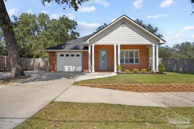 $3,500 | 2208 West McLeod Street, Pensacola, FL 32502