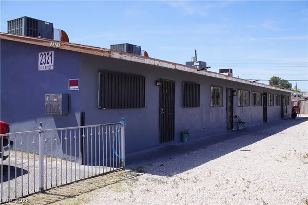 $670,000 | 2321 Ellis Street, North Las Vegas, NV 89030
