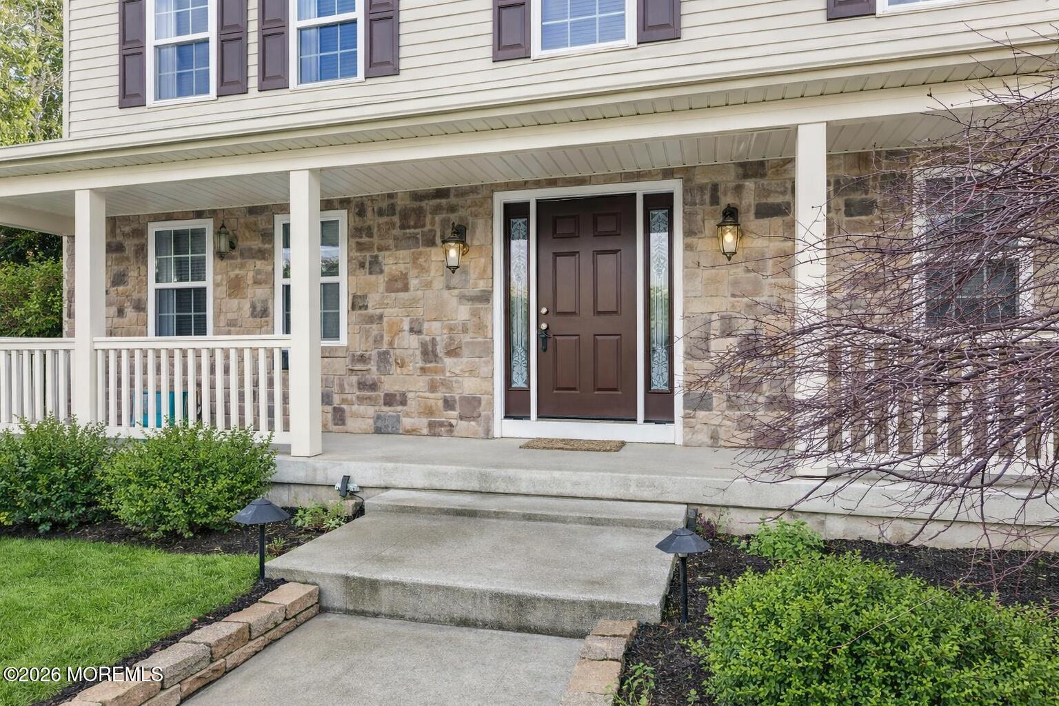 3 Arrowhead Circle Jackson, NJ 08527 - Photo 5 of 34 front view of a house