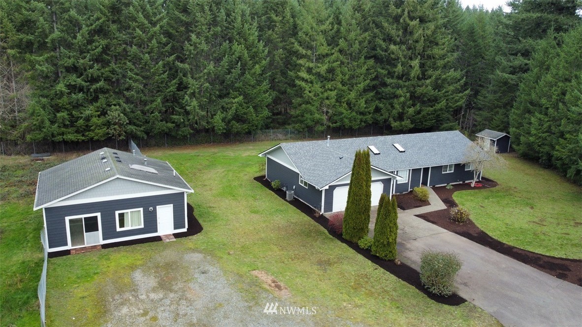 613 Overhulse Road Northwest Olympia, WA 98502 - Photo 4 of 35 Gallery Image 4