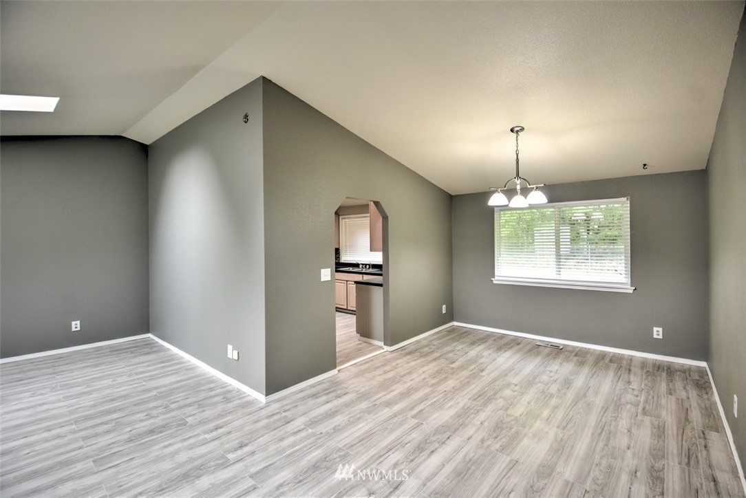 613 Overhulse Road Northwest Olympia, WA 98502 - Photo 10 of 35 Gallery Image 10