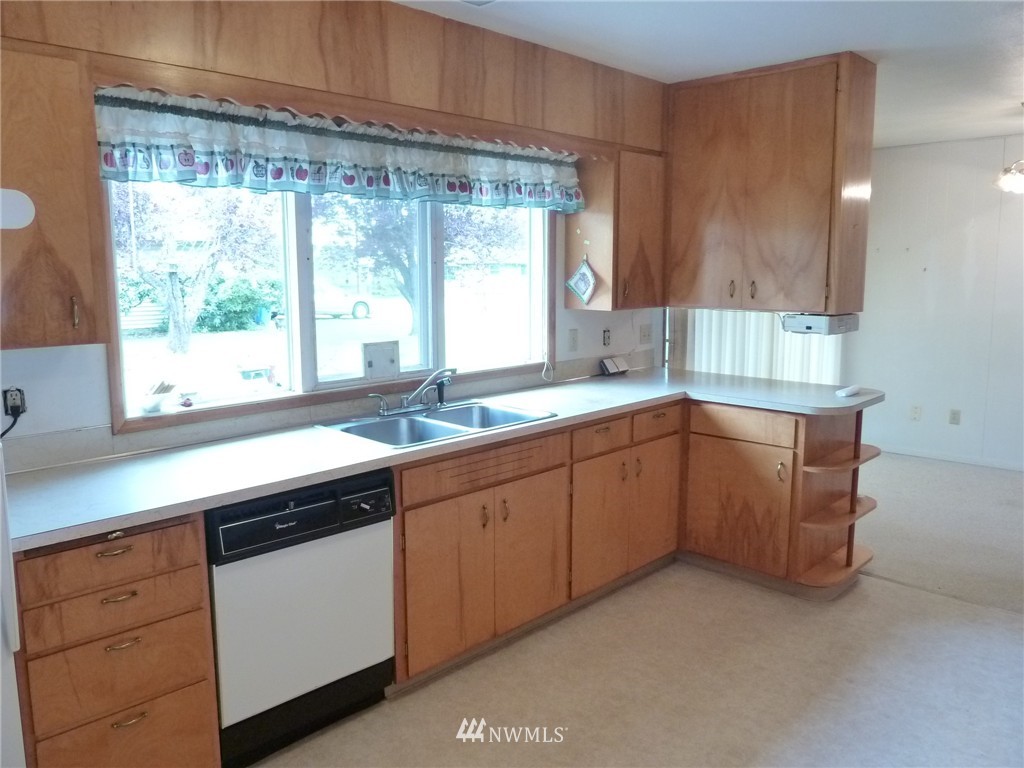 515 Southwest 16th Street Chehalis, WA 98532 - Photo 5 of 17 Gallery Image 5