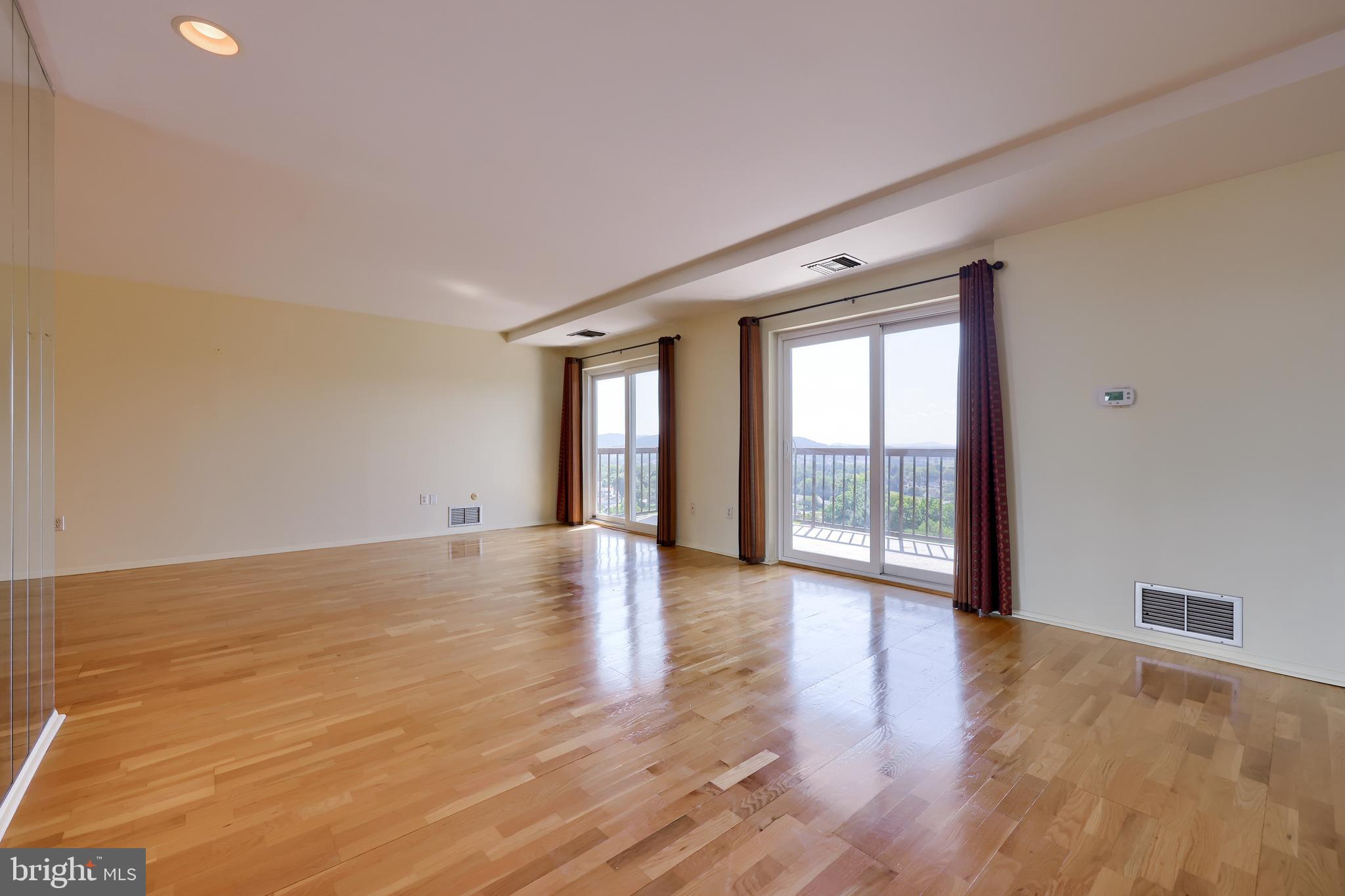 1375 Pershing Boulevard, Unit 810 Reading, PA 19607 - Photo 9 of 23 Gallery Image 9