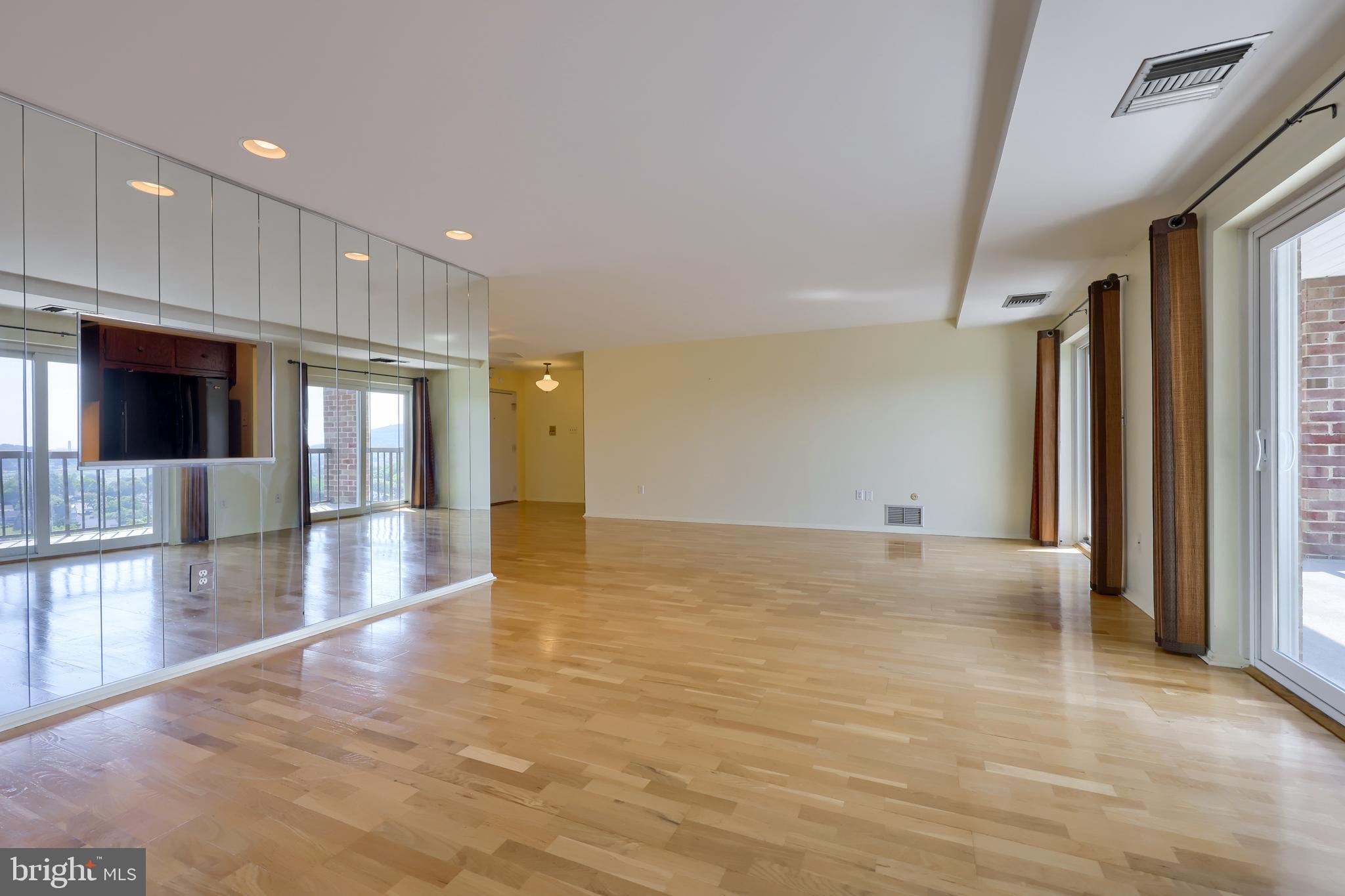1375 Pershing Boulevard, Unit 810 Reading, PA 19607 - Photo 10 of 23 Gallery Image 10