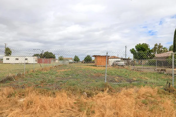 $110,900 | 8795 Blossom Avenue, Dos Palos, CA 93620