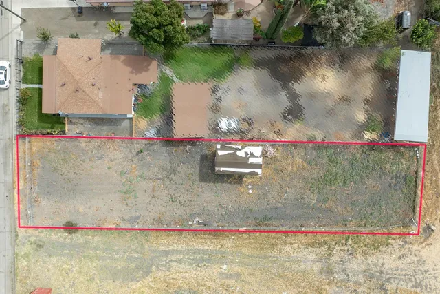 an aerial view of a houses