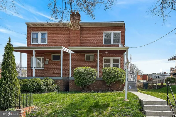 $625,000 | 5213 11th Street Northeast, Washington, DC 20011