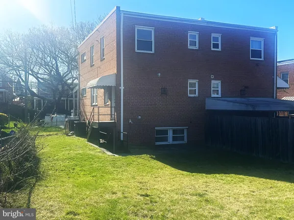 $625,000 | 5213 11th Street Northeast, Washington, DC 20011