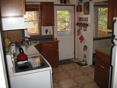 5316 Shiffer Road Stroudsburg, PA 18360 - Photo 4 of 9 kitchen