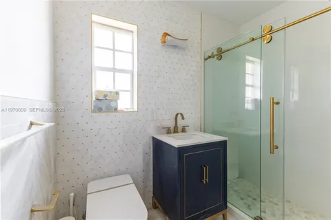 $1,815,000 | 4555 Alton Road, Miami Beach, FL 33140