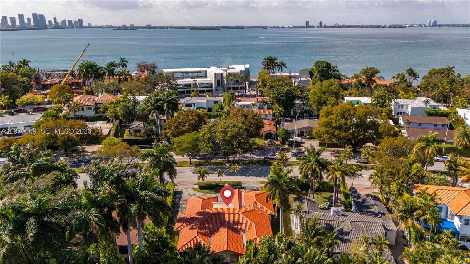 4555 Alton Road Miami Beach, FL 33140 - Photo 2 of 34 a view of a city