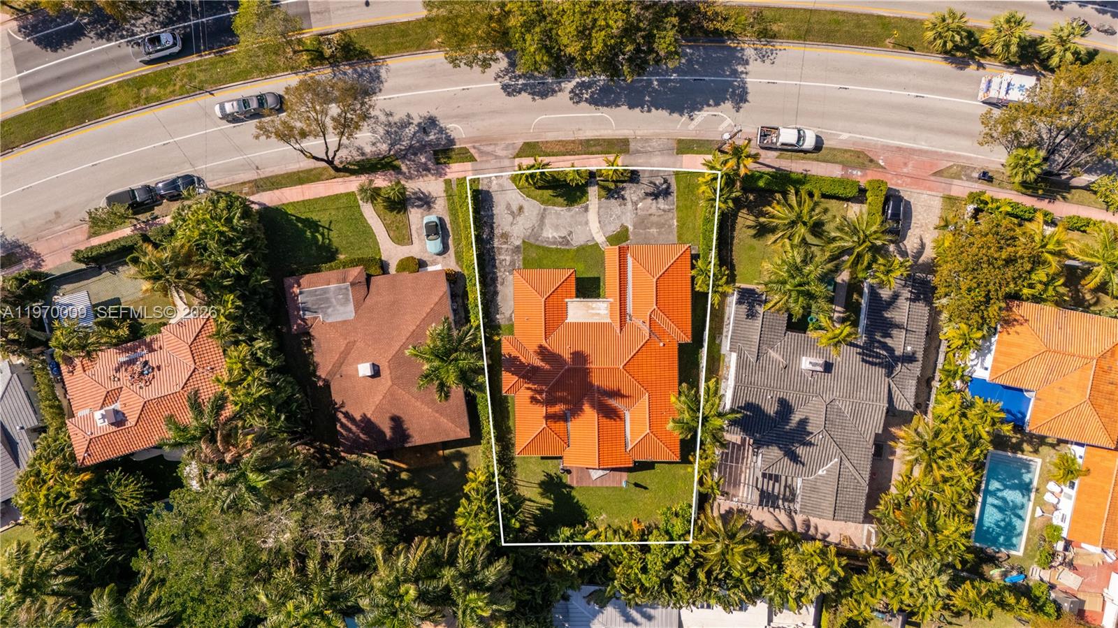 4555 Alton Road Miami Beach, FL 33140 - Photo 3 of 34 an aerial view of residential houses with outdoor space