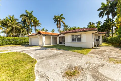 $1,815,000 | 4555 Alton Road, Miami Beach, FL 33140