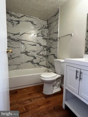 $2,700 | 8305 Pondside Terrace, Alexandria, VA 22309