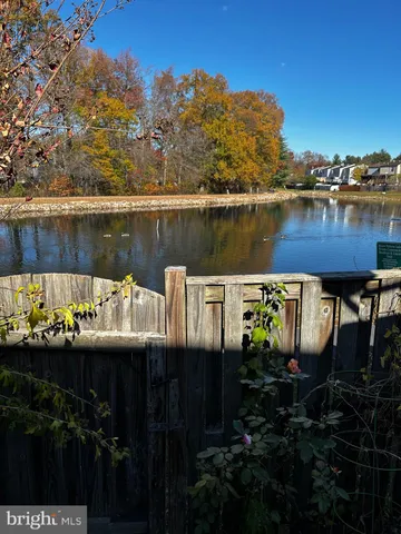 $2,700 | 8305 Pondside Terrace, Alexandria, VA 22309