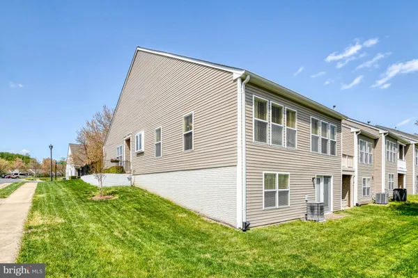 $420,000 | 21 Hartford Way, Unit 21, Fredericksburg, VA 22406