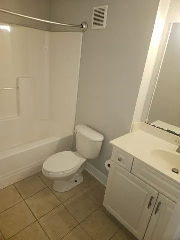 $975 | 802 East Main Street, Unit 23, Murfreesboro, TN 37130