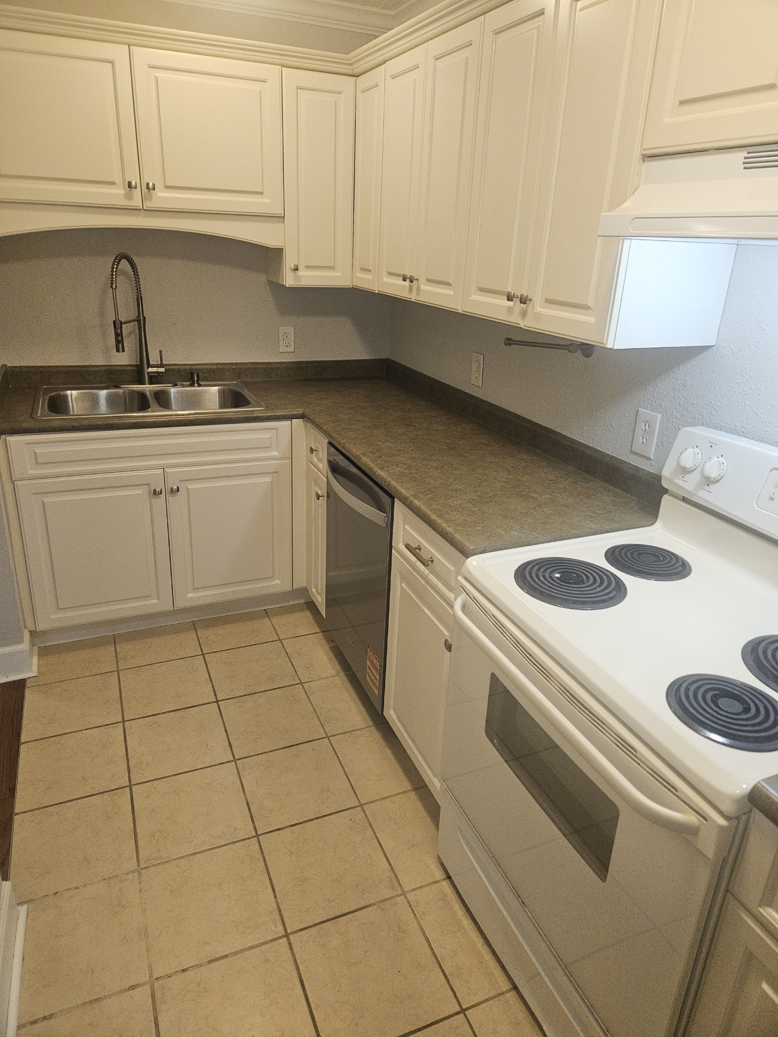 802 East Main Street, Unit 23 Murfreesboro, TN 37130 - Photo 10 of 21