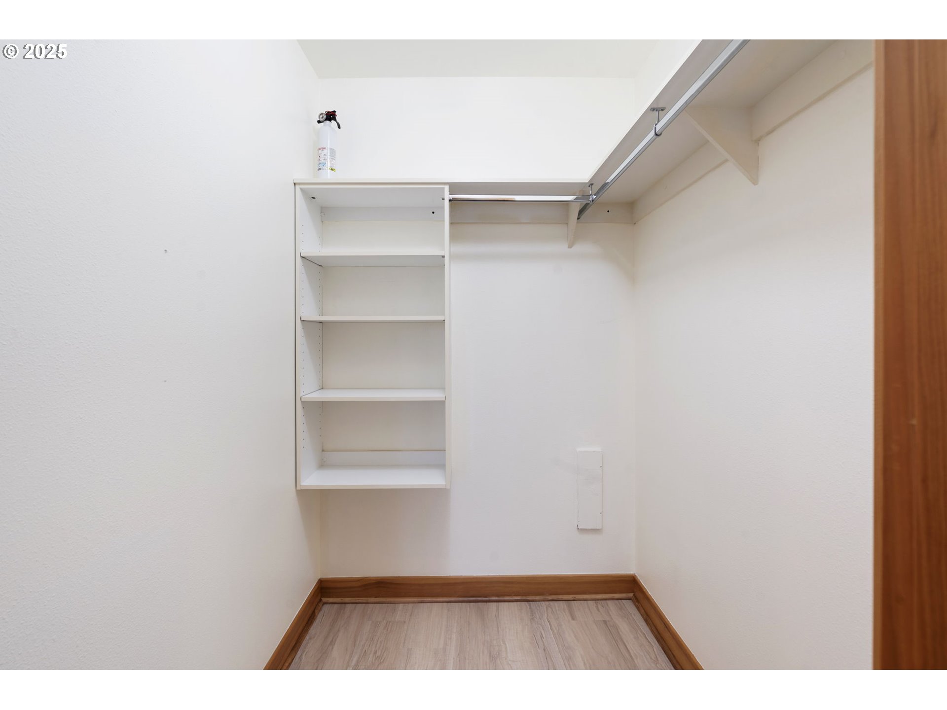 300 West 8th Street, Unit 220 Vancouver, WA 98660 - Photo 17 of 31