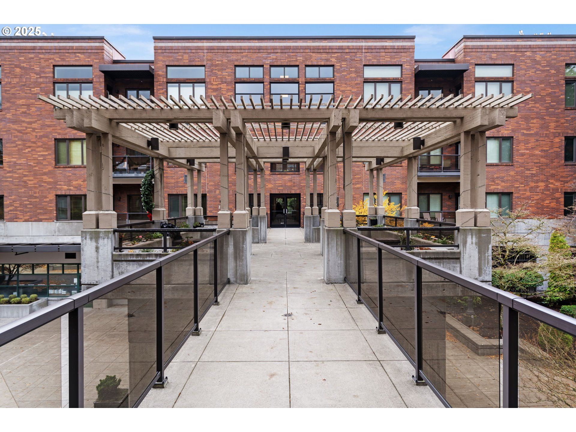 300 West 8th Street, Unit 220 Vancouver, WA 98660 - Photo 27 of 31