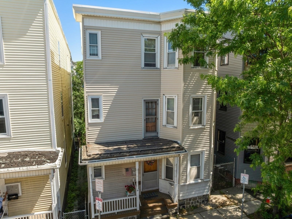 25 Howell Street Boston, MA 02125 - Photo 2 of 31