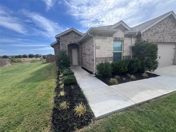 $3,000 | 9312 Red Brush Trail, Fort Worth, TX 76131