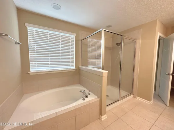 $3,000 | 4578 Silverthorn Drive, Jacksonville, FL 32258