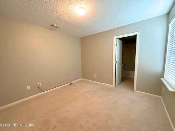 $3,000 | 4578 Silverthorn Drive, Jacksonville, FL 32258