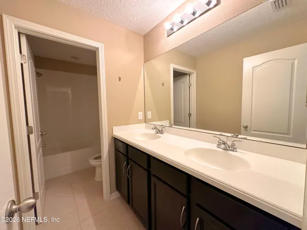 $3,000 | 4578 Silverthorn Drive, Jacksonville, FL 32258
