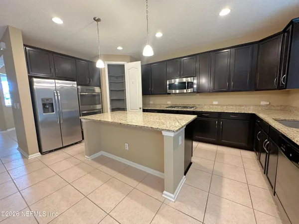 $3,000 | 4578 Silverthorn Drive, Jacksonville, FL 32258