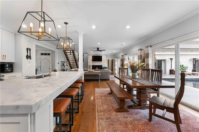 $960,000 | 10 Woodland Drive, Cartersville, GA 30120