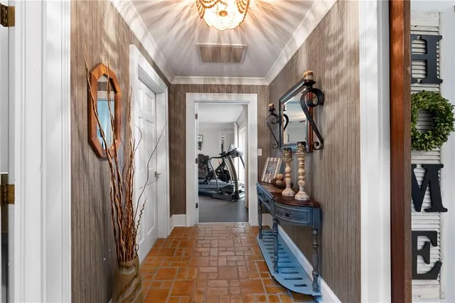 $960,000 | 10 Woodland Drive, Cartersville, GA 30120