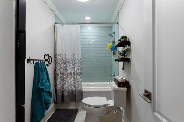 $960,000 | 10 Woodland Drive, Cartersville, GA 30120