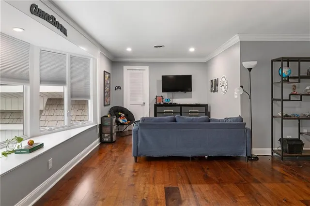 $960,000 | 10 Woodland Drive, Cartersville, GA 30120