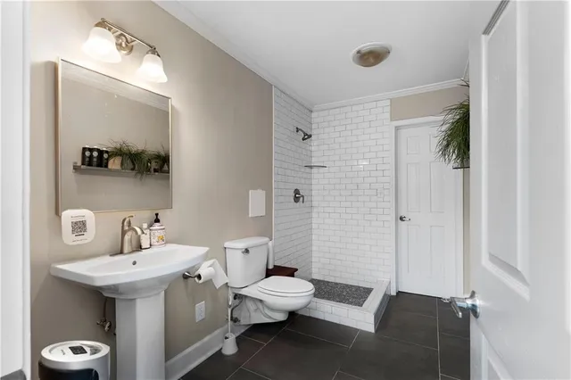 $960,000 | 10 Woodland Drive, Cartersville, GA 30120