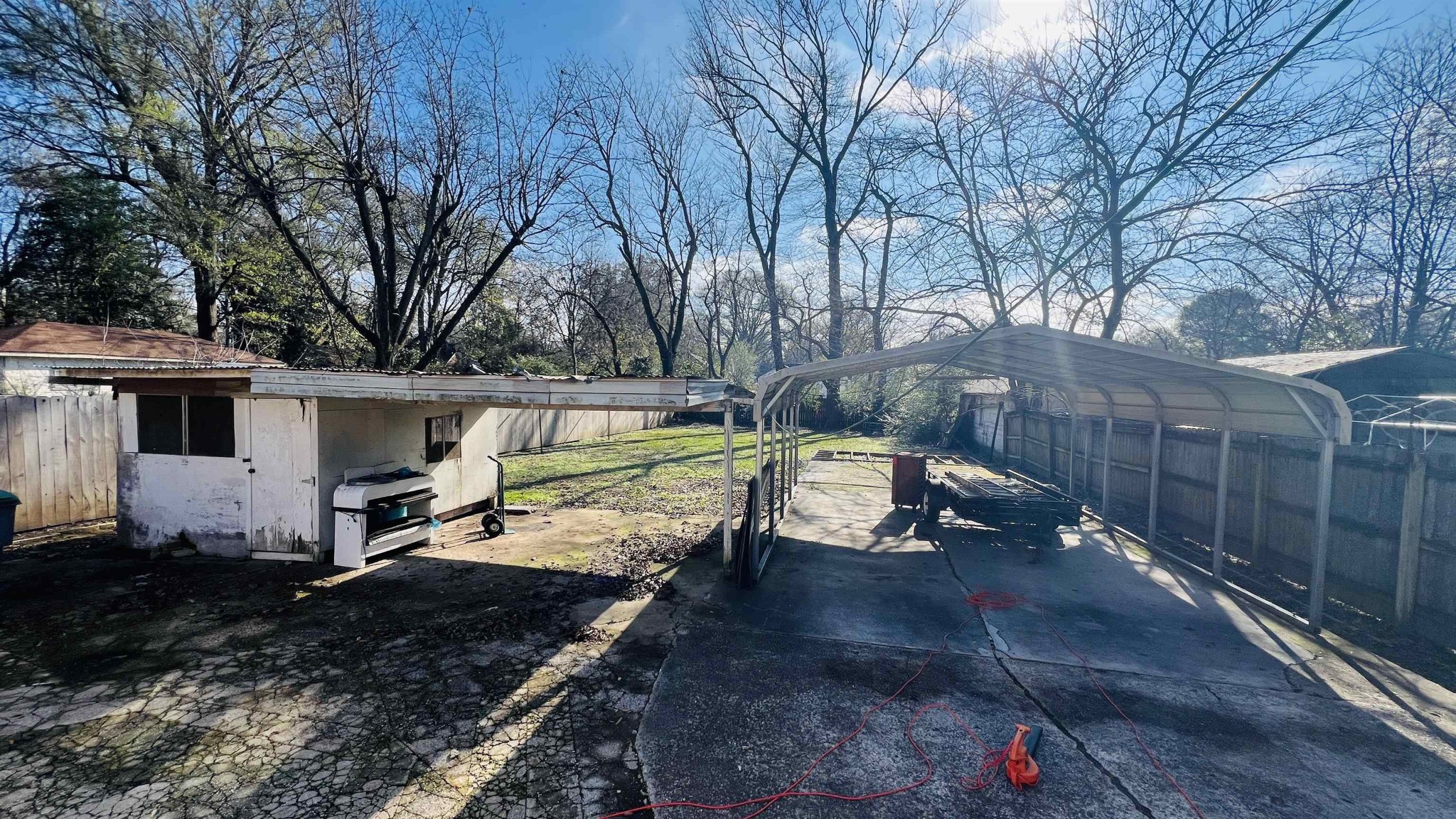 3579 Powell Avenue Memphis, TN 38122 - Photo 8 of 18 a view of a yard with wooden fence
