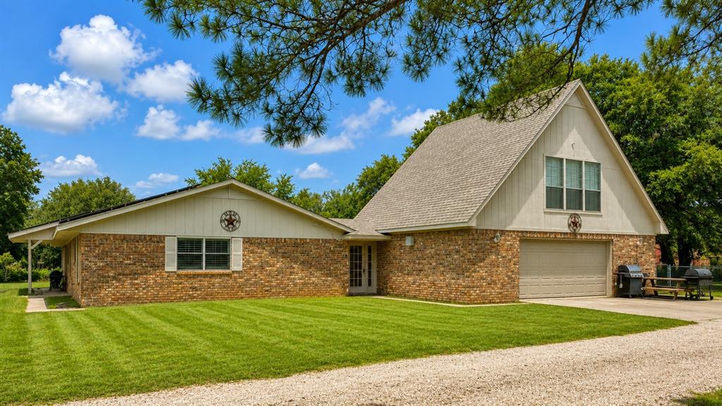 710 South Main Street Coolidge, TX 76635 - Photo 3 of 40