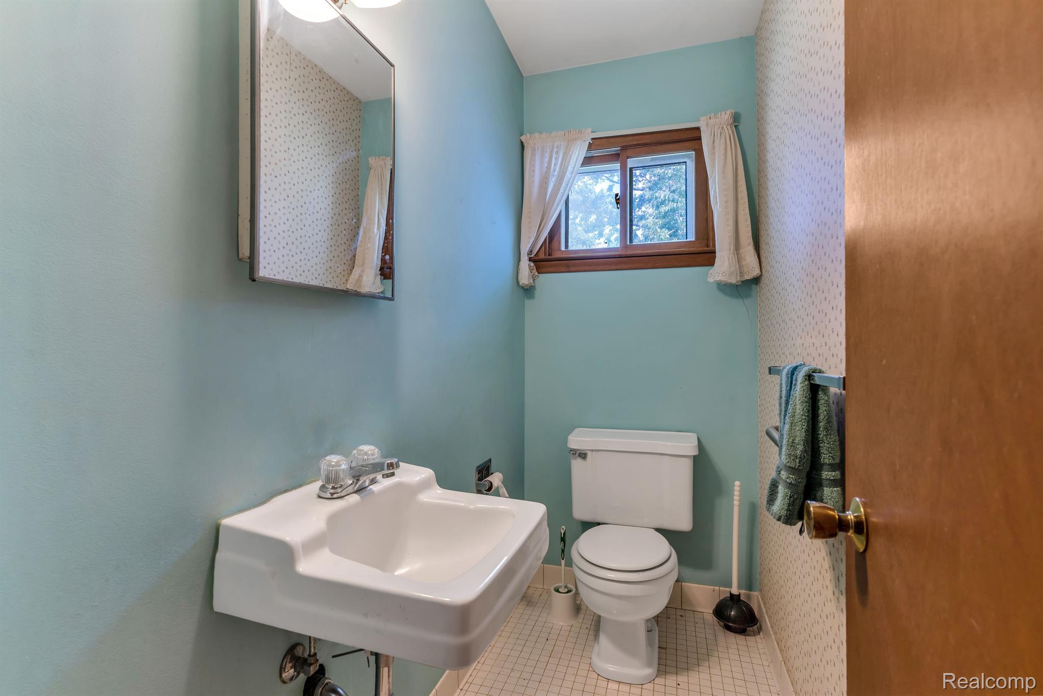 9104 Reid Road Swartz Creek, MI 48473 - Photo 17 of 24 Gallery Image 17