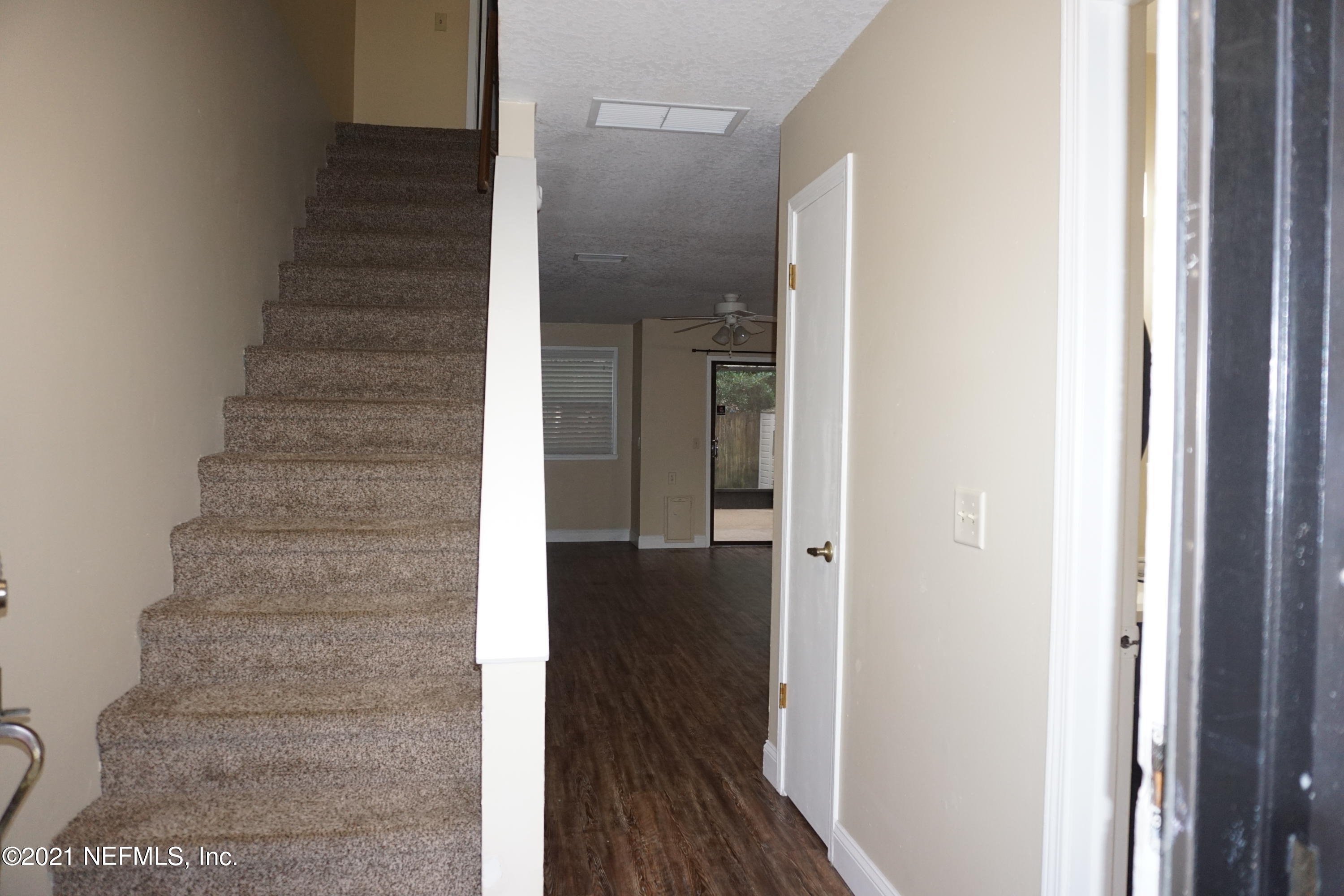 6032 Duclay Road Jacksonville, FL 32244 - Photo 5 of 35 DSC06486
