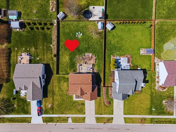 $355,000 | 816 Faith Court, Milan, MI 48160