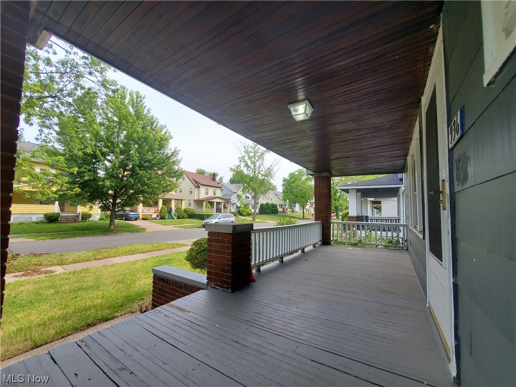936 Nela View Road Cleveland Heights, OH 44112 - Photo 2 of 19 Gallery Image 2