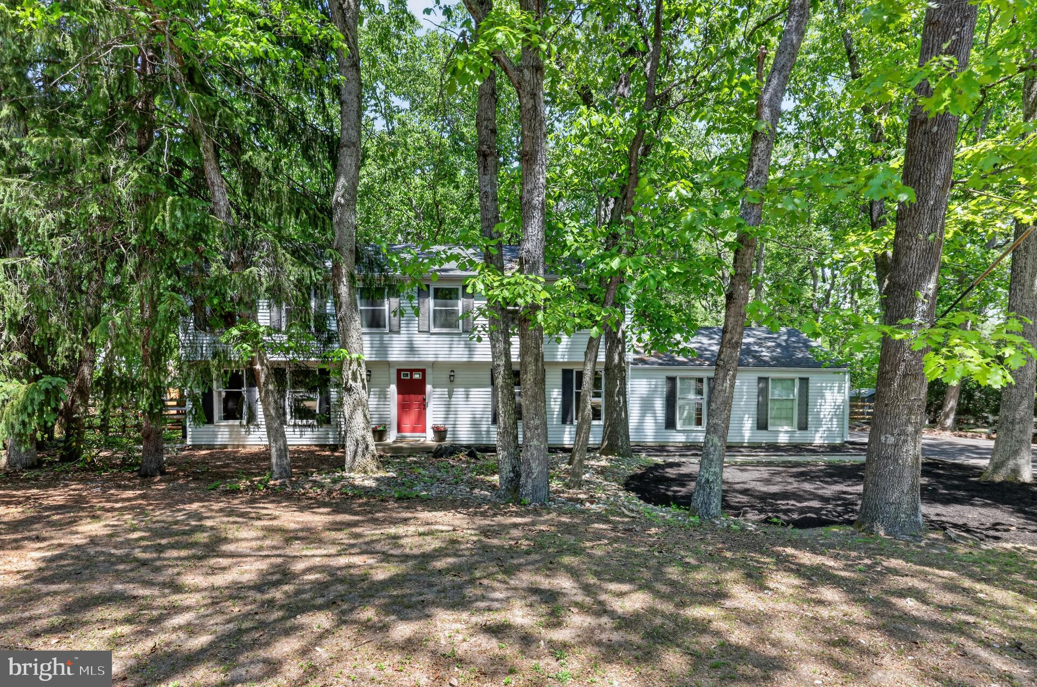 566 Fairview Road Medford, NJ 08055 - Photo 3 of 33 Gallery Image 3