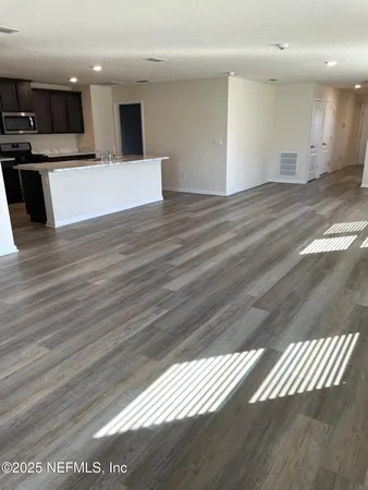 $2,400 | 272 Jarama Circle, St. Augustine, FL 32084