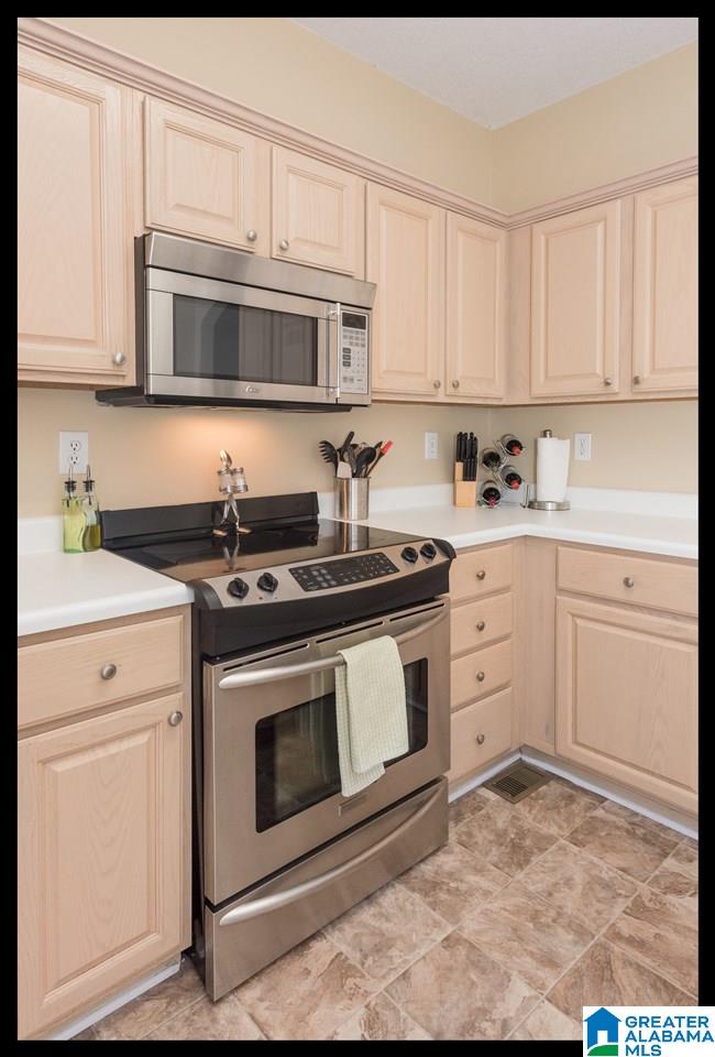 1212 Deer Trail Road Birmingham, AL 35226 - Photo 15 of 37 Gallery Image 15