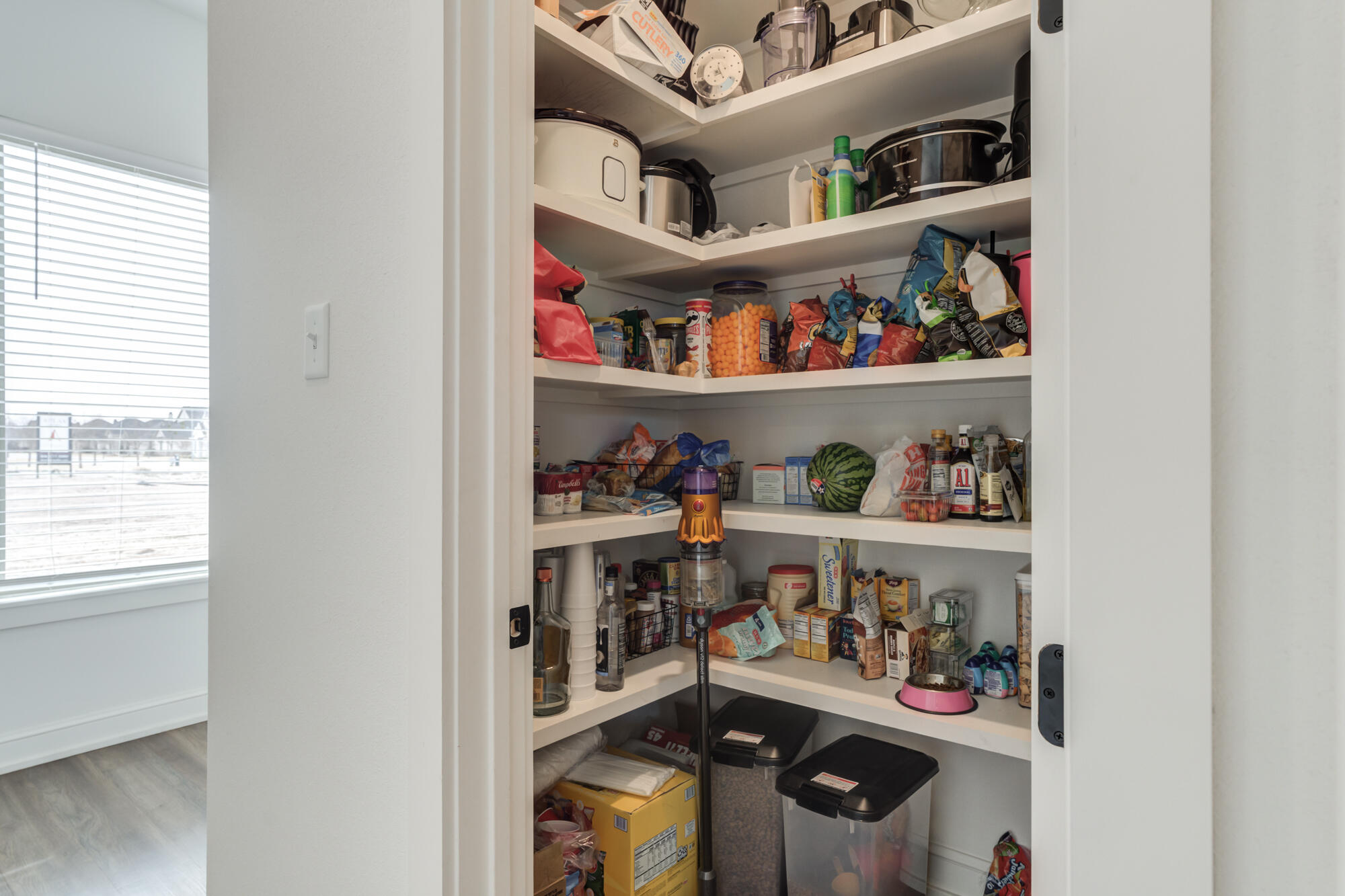 4624 139th Street Lubbock, TX 79424 - Photo 26 of 52 4624-139th-St_Lubbock-TX_20_Pantry