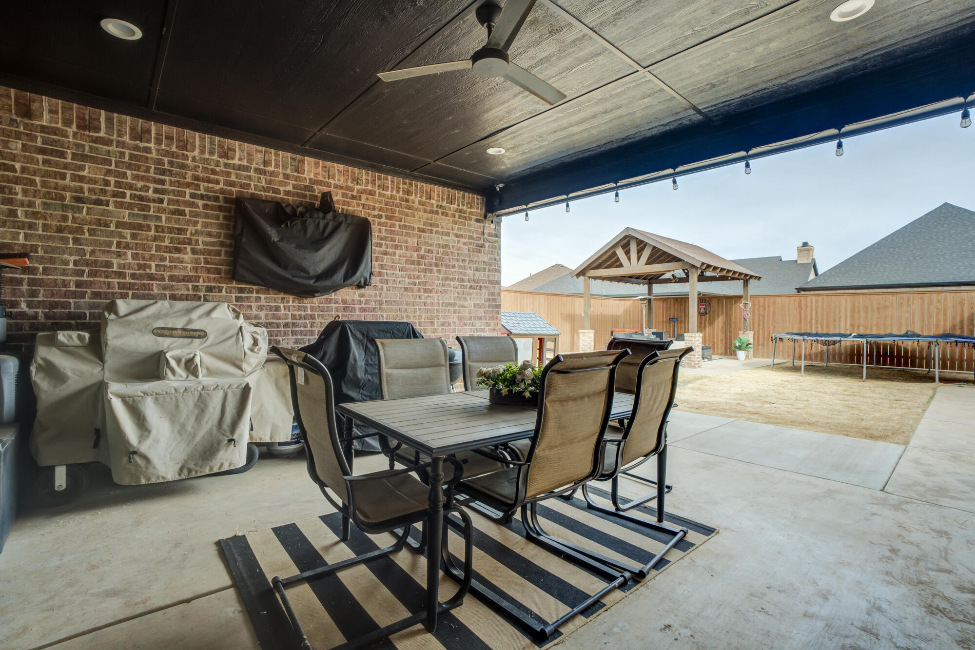 4624 139th Street Lubbock, TX 79424 - Photo 49 of 52 a dining room with furniture and window