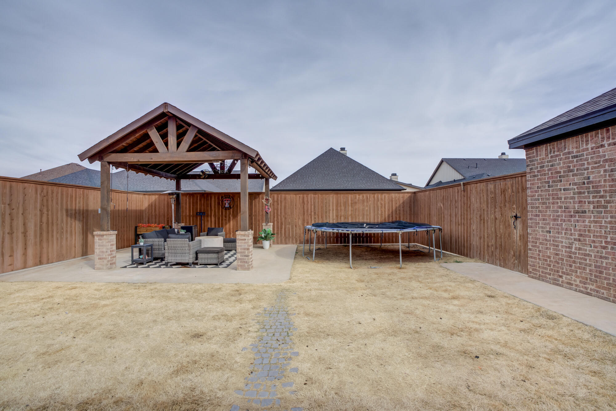 4624 139th Street Lubbock, TX 79424 - Photo 50 of 52 a view of a terrace with sitting area