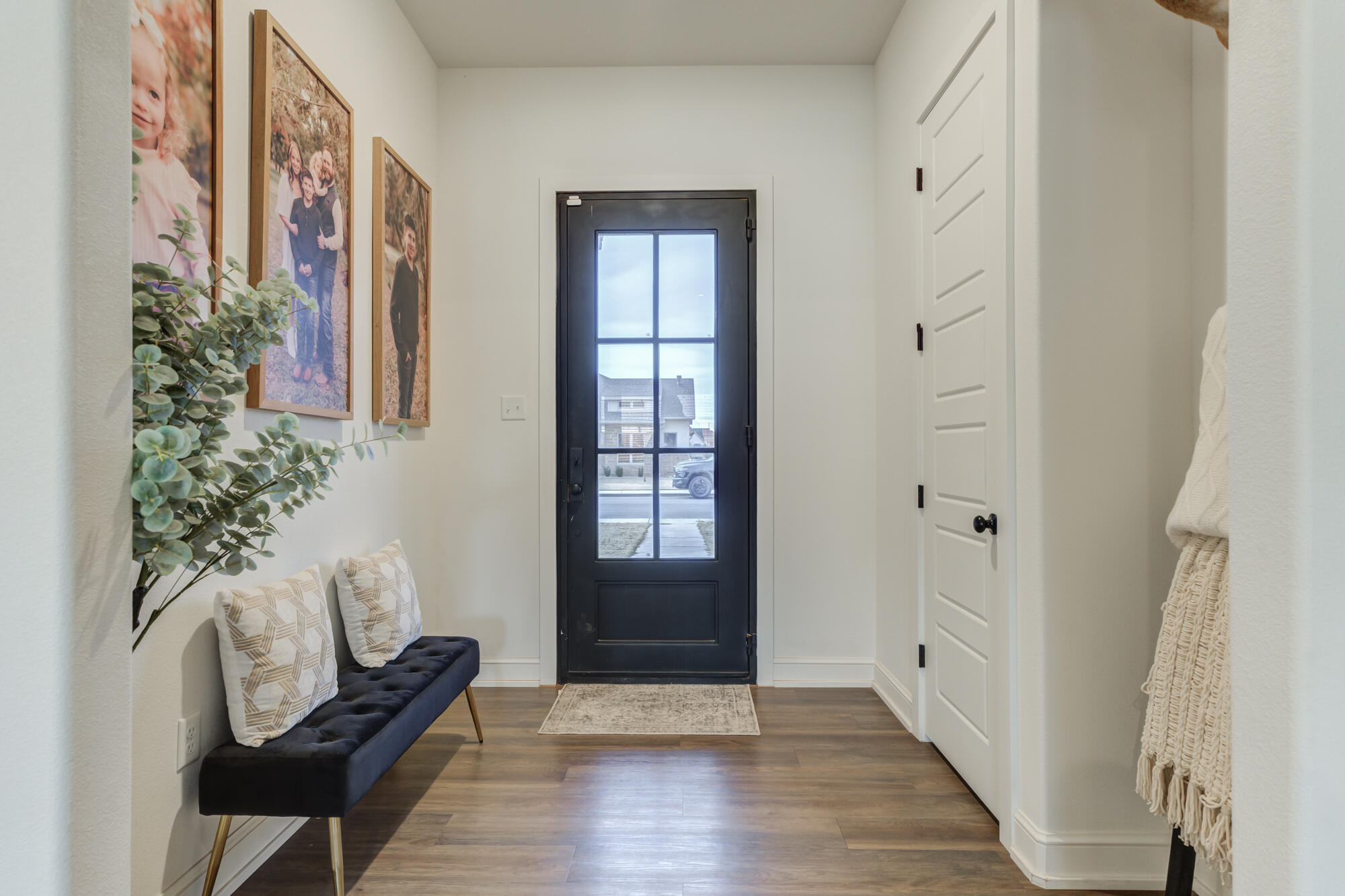 4624 139th Street Lubbock, TX 79424 - Photo 9 of 52 a living room with furniture and wooden floor